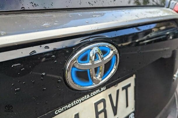 2020 Toyota RAV4 Hybrid Cruiser-AWD image 10