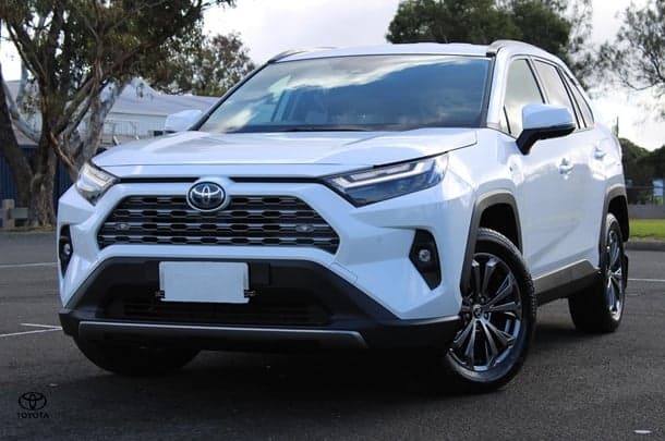 2024 Toyota RAV4 Hybrid GXL AWD image 7