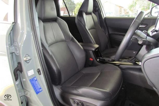 2024 Toyota Corolla Cross Hybrid Atmos 2WD image 18