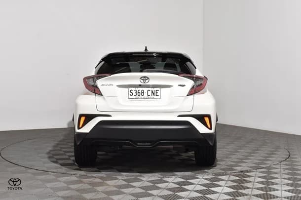 2019 Toyota C-HR Koba AWD image 4