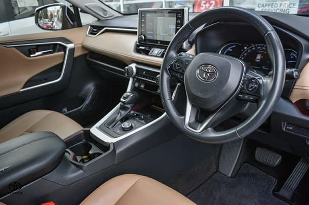 2021 Toyota RAV4 Hybrid Cruiser-AWD image 27