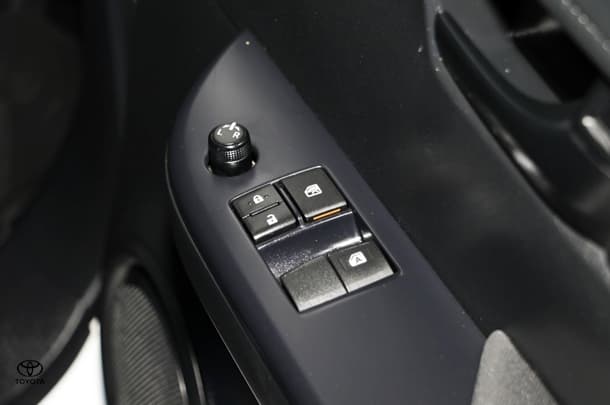2022 Toyota Hilux 4x2 Workmate image 19