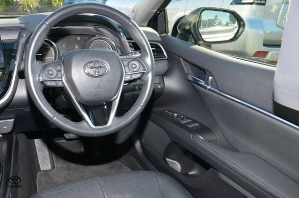 2021 Toyota Camry Hybrid SL image 18