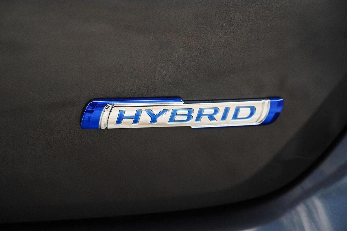 2024 Suzuki Swift Hybrid GLX Auto image 11