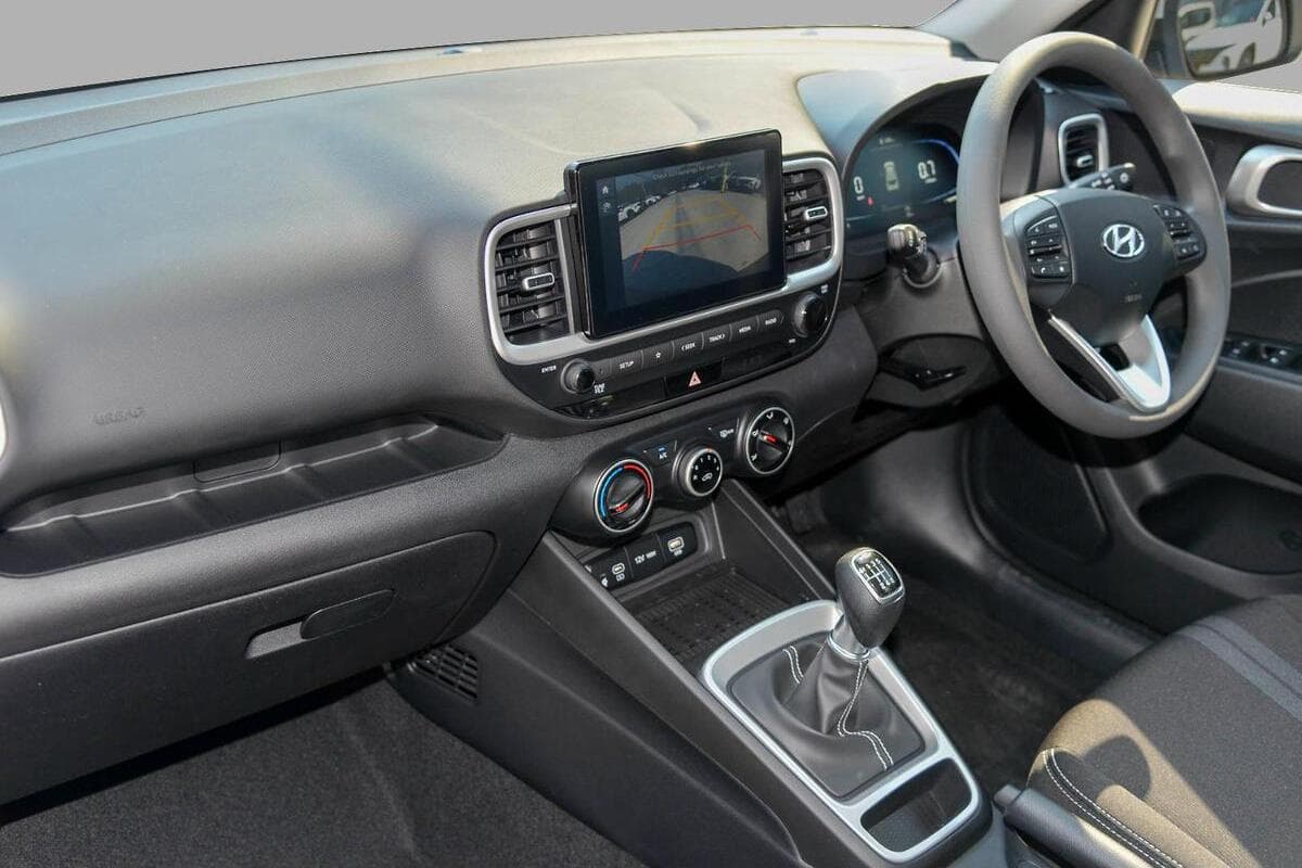 2024 Hyundai Venue Manual MY24 image 7