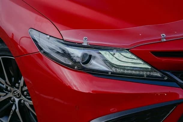 2021 Toyota Camry Hybrid SL image 12