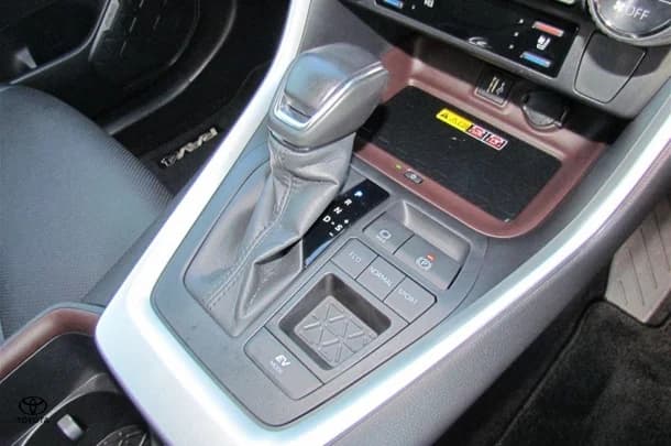 2023 Toyota Rav4 Hybrid Cruiser 2WD image 12