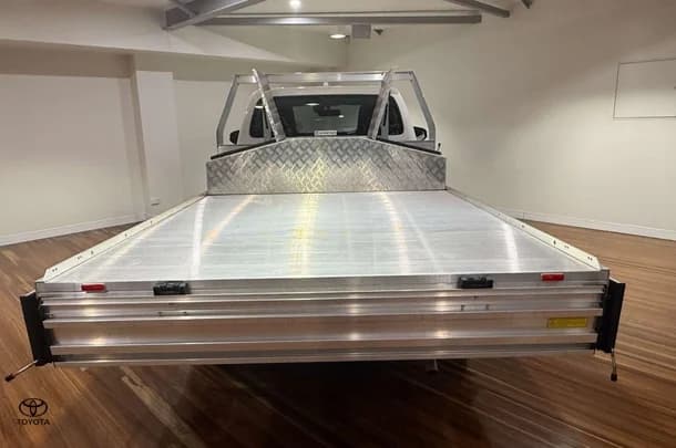 2024 Toyota Hilux Workmate image 13