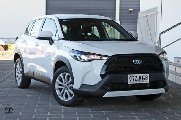 2024 Toyota Corolla Cross Hybrid GX image 3