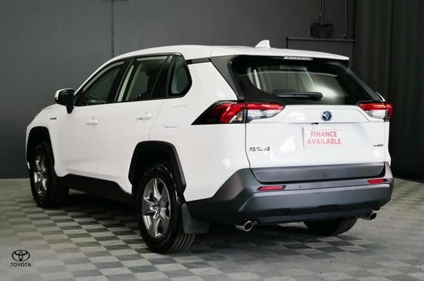 2024 Toyota RAV4 Hybrid GX 2WD image 6