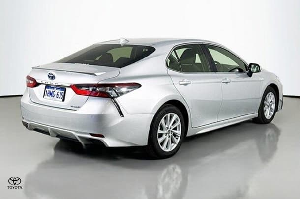 2021 Toyota Camry Hybrid Ascent Sport image 10