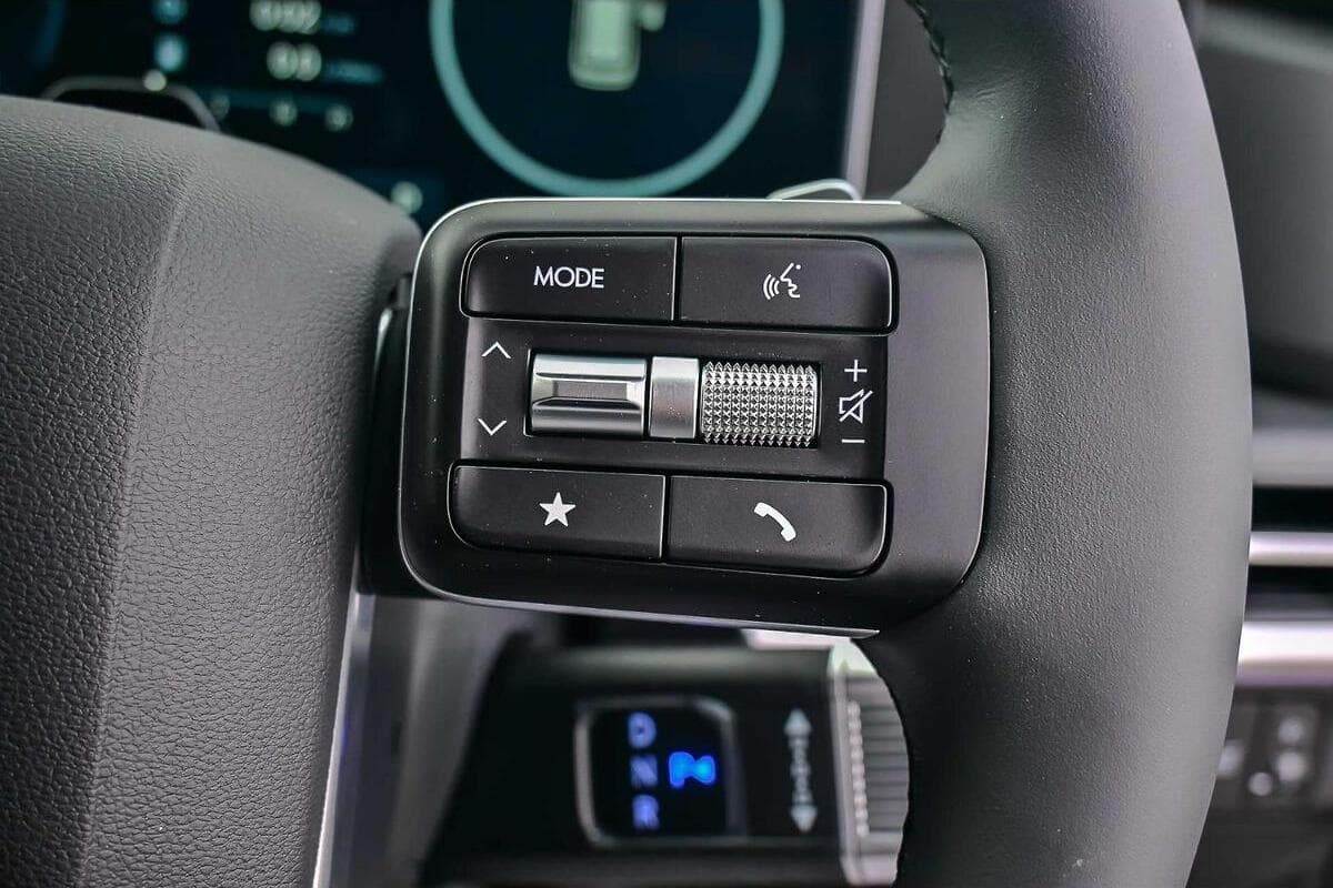 2024 Hyundai Santa Fe Hybrid Elite Auto AWD MY25 image 16