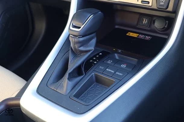 2024 Toyota RAV4 Cruiser 2WD image 20