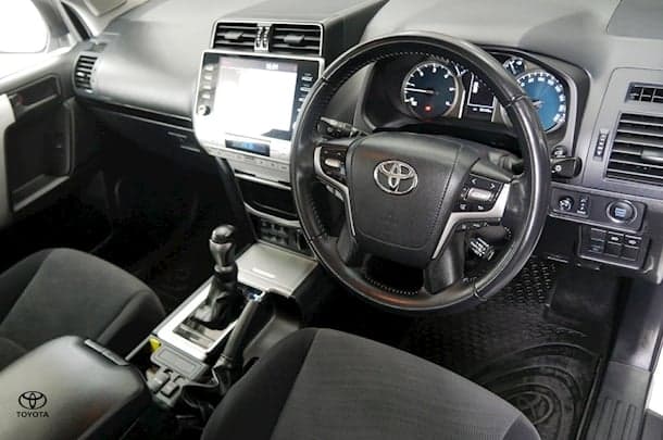 2023 Toyota Prado GXL image 7