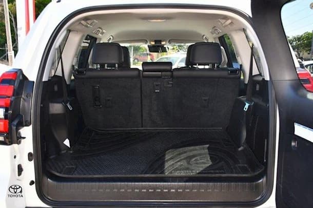 2022 Toyota Prado VX image 18