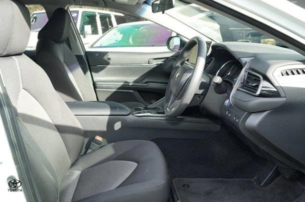 2022 Toyota Camry Hybrid Ascent image 8