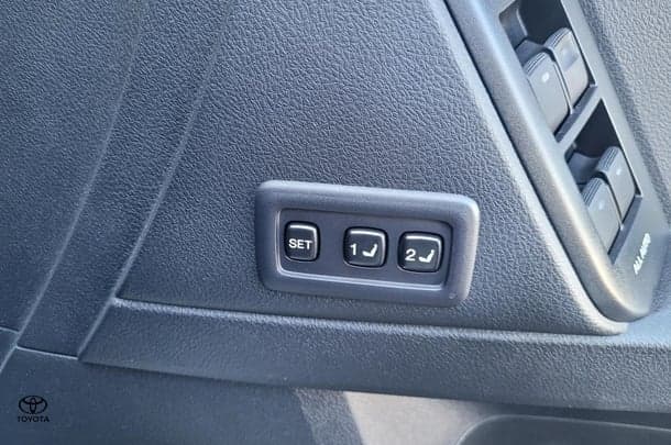 2019 Toyota Prado Kakadu image 11
