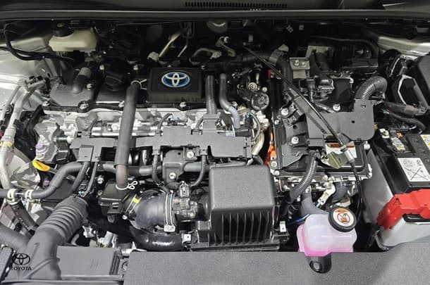 2024 Toyota COROLLA SEDAN HYBRID Ascent Sport image 11