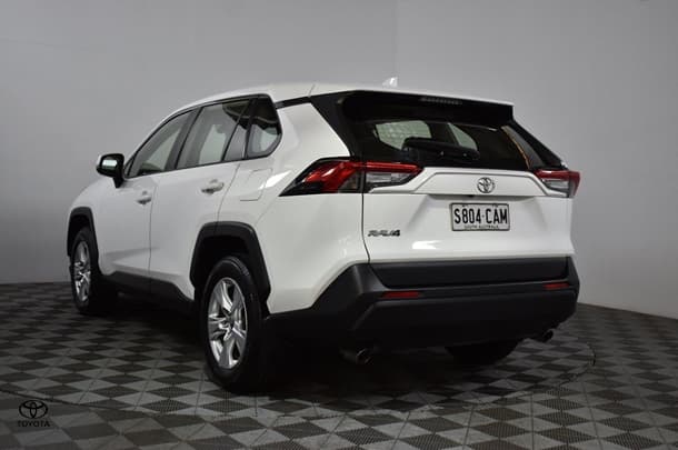 2019 Toyota RAV4 GX-2WD image 14