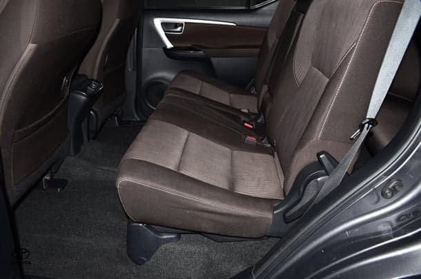 2018 Toyota Fortuner GXL image 8