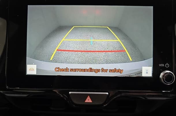 2024 Toyota Yaris Ascent Sport image 19