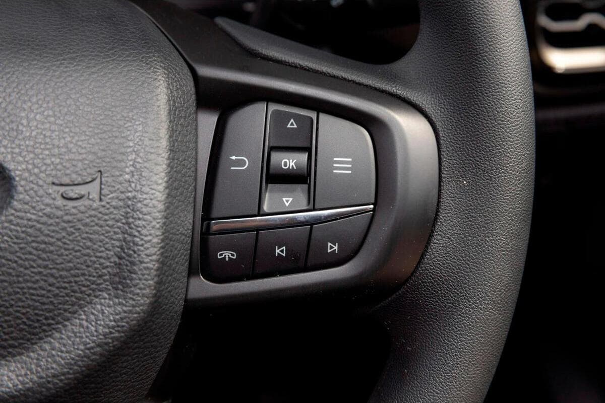 2025 Ford Everest Ambiente Auto RWD MY25.25 image 13
