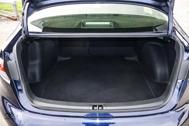 2023 Toyota Corolla Sedan Hybrid Ascent Sport image 11