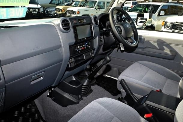 2025 Toyota LC MILITARY GXL image 7