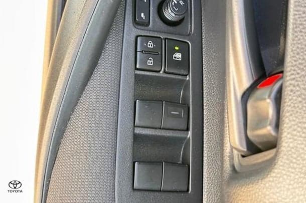 2018 Toyota Corolla Ascent Sport image 6