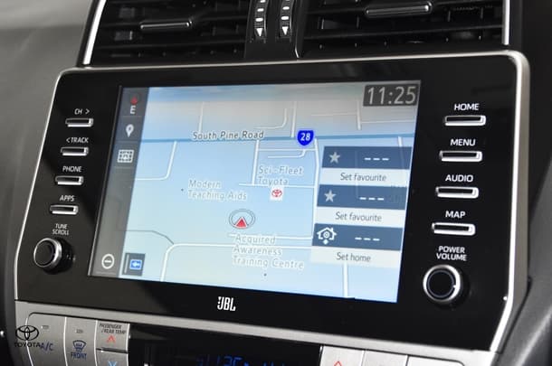 2023 Toyota Prado Kakadu image 11