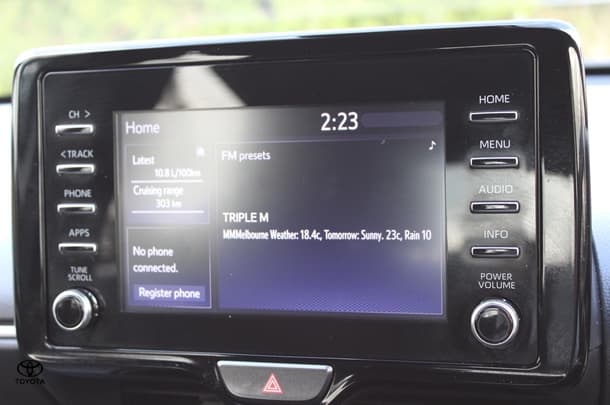 2021 Toyota Yaris Ascent Sport image 27