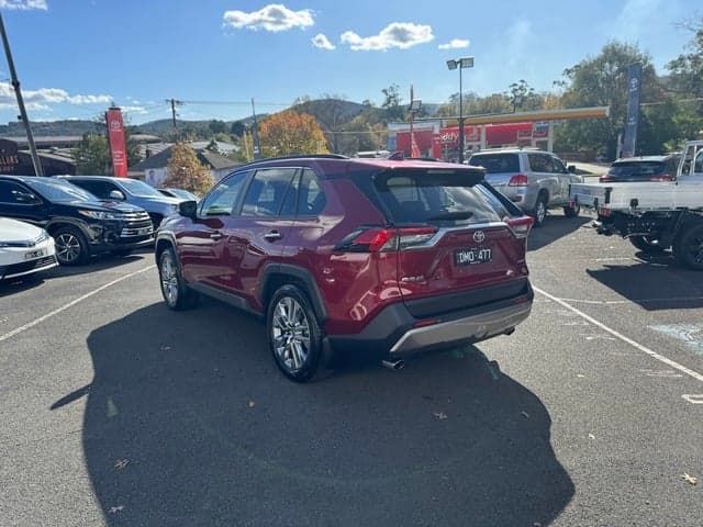 2023 Toyota RAV4 Cruiser 2WD image 5