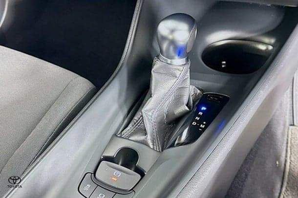 2023 Toyota CH-R GXL 2WD image 16
