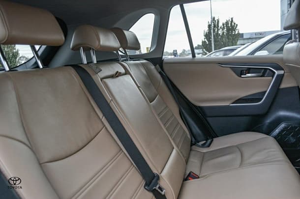 2021 Toyota RAV4 Hybrid Cruiser-AWD image 11