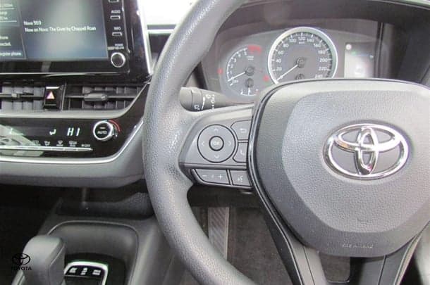 2022 Toyota Corolla Sedan Hybrid Ascent Sport image 8