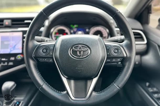 2018 Toyota Camry Hybrid Ascent Sport image 11
