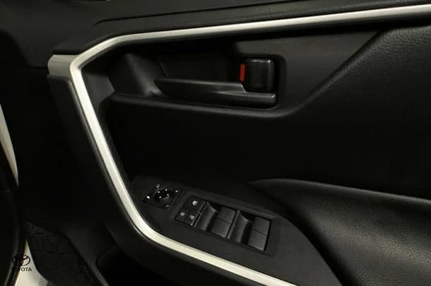 2021 Toyota Rav4 Hybrid GX AWD image 12
