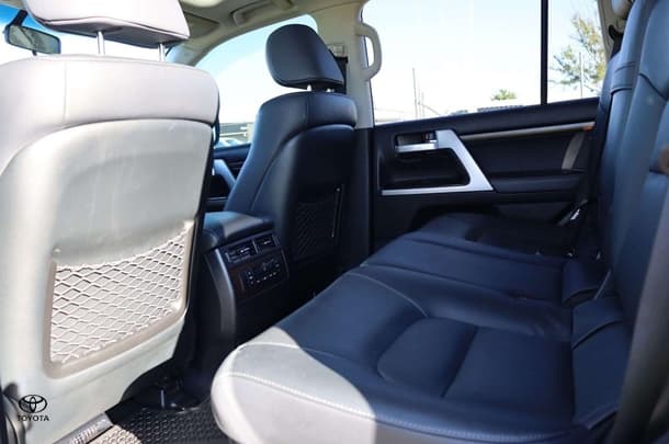 2018 Toyota Landcruiser VX image 28