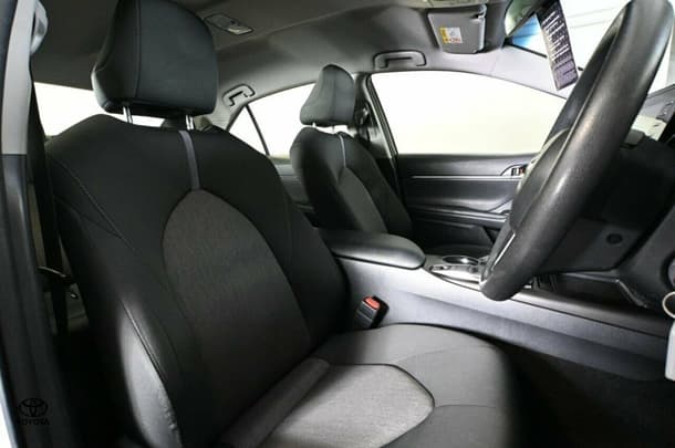 2023 Toyota Camry Ascent image 11