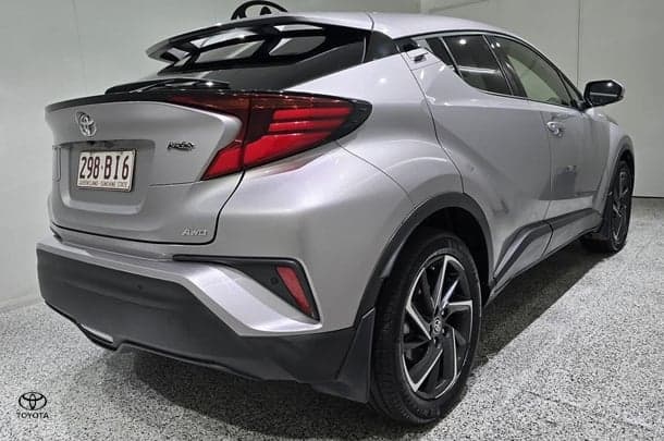 2021 Toyota C-HR Koba AWD image 2