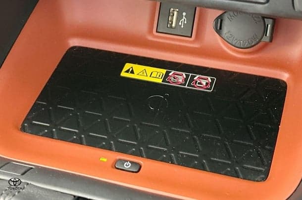 2022 Toyota RAV4 Edge AWD image 15