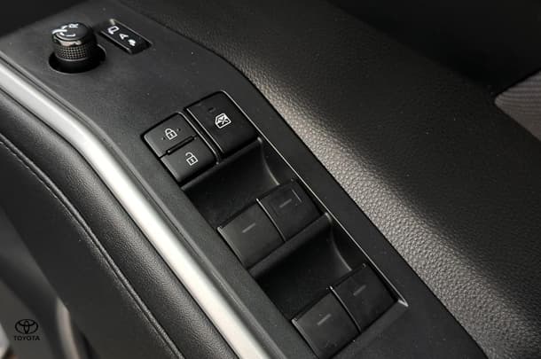 2023 Toyota Kluger Hybrid GX AWD image 17