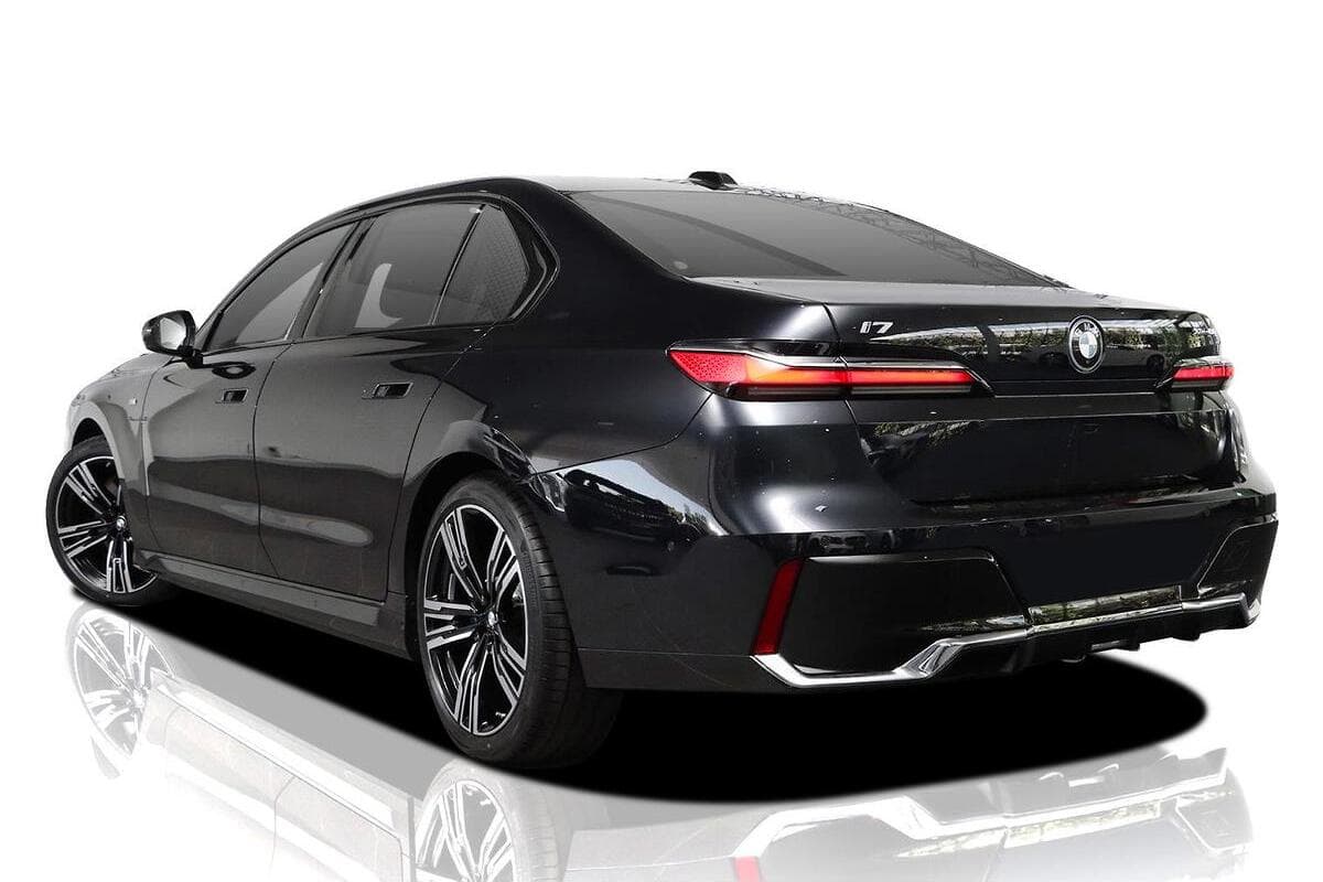 2025 BMW i7 xDrive60 M Sport G70 Auto AWD image 4