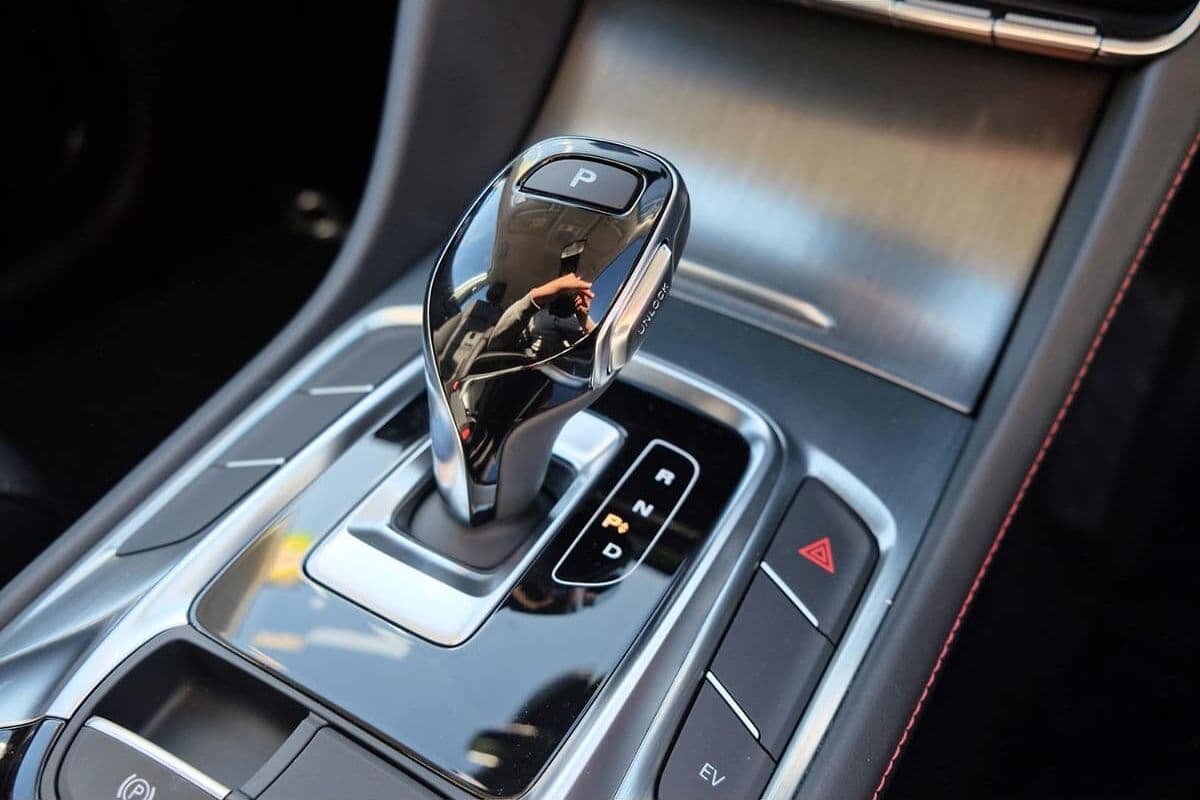 2024 MG HS Plus EV Excite Auto FWD MY23 image 11