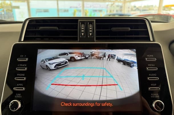 2022 Toyota Prado GXL image 23