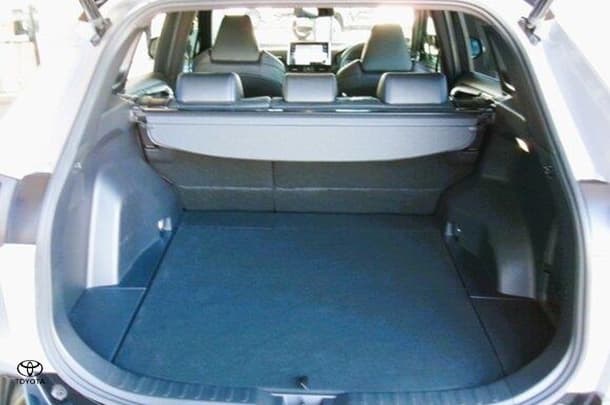 2022 Toyota RAV4 XSE image 17