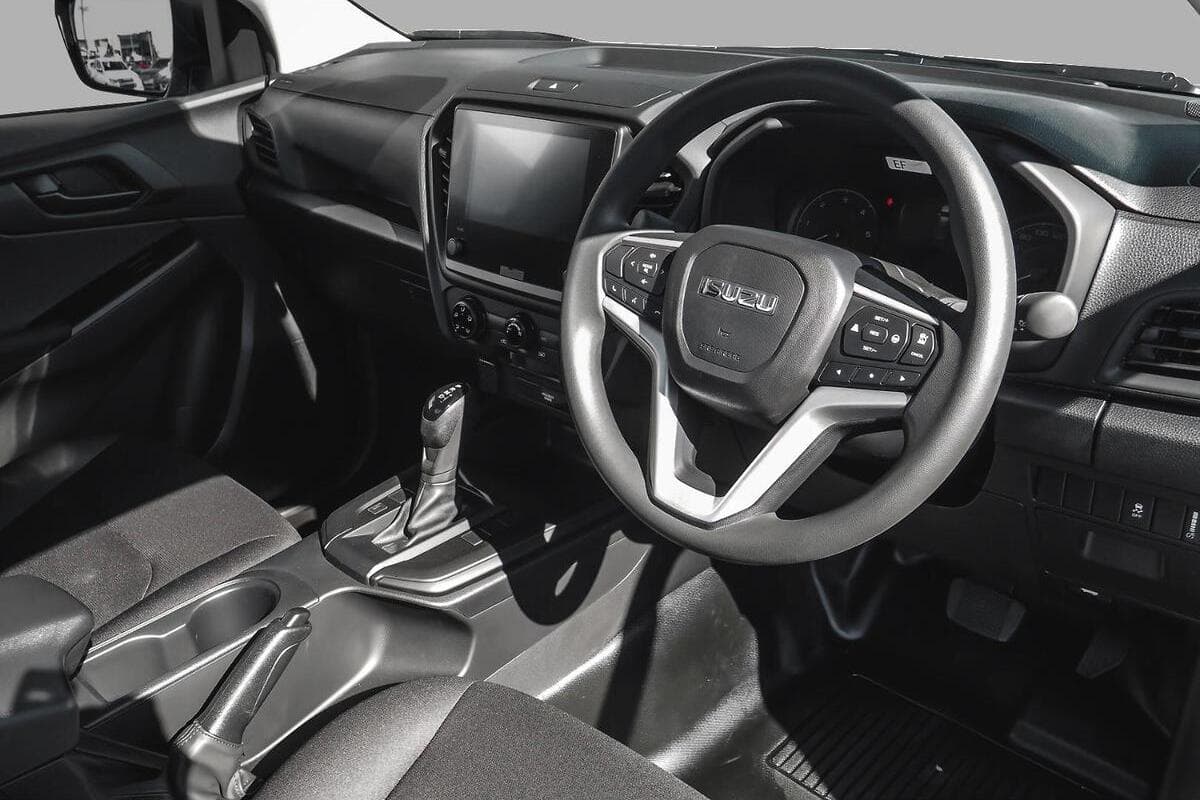 2024 Isuzu D-MAX SX High Ride Auto 4x2 MY24 image 7