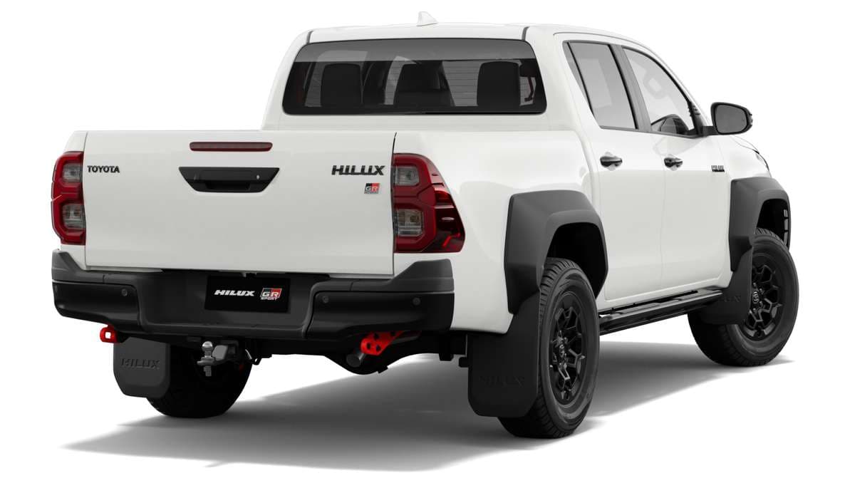 2024 Toyota Hilux 4x4 GR Sport Double-Cab Pick-Up image 3