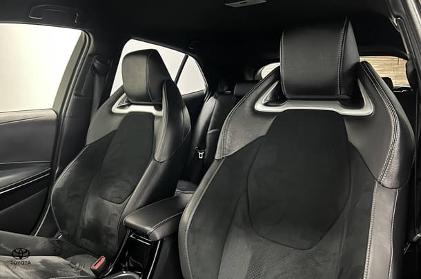 2023 Toyota Corolla ZR image 15