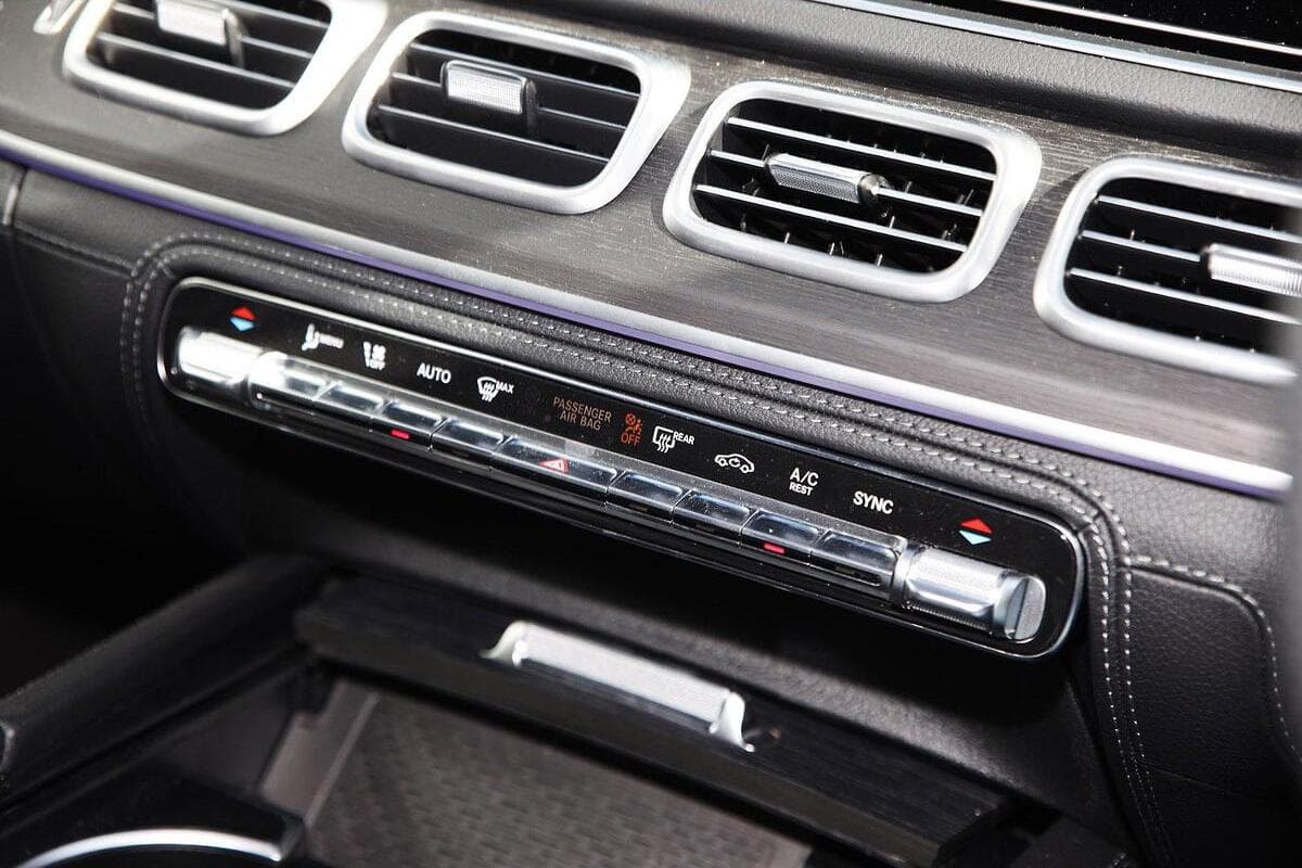 2024 Mercedes-Benz GLE-Class GLE450 Auto 4MATIC image 11